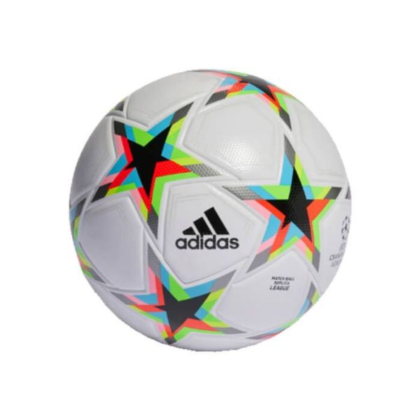 كرة قدم باشكال منوعه